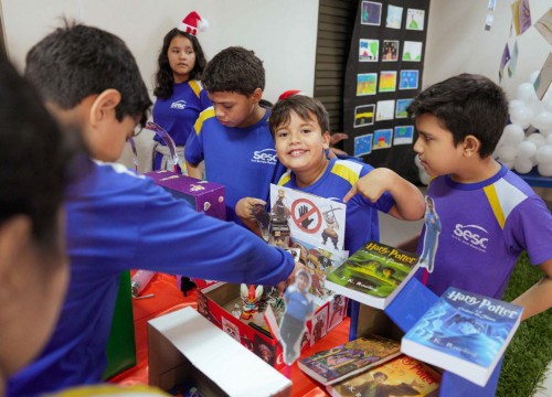 Feira Literária: Viajando no Mundo da Literatura