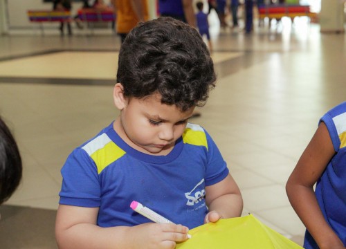 Feira Literária: Viajando no Mundo da Literatura